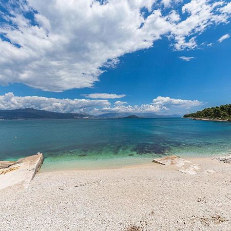 Villa Unique Sur La Plage Pour Des Vacances Inoubliables En Famille Ou Entre Amis Pour 10 Personnes Slatine Extérieur photo